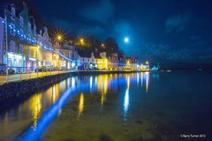 Tobermory main street by night